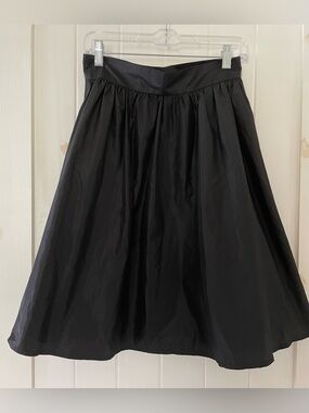 Vintage Stunning Designer Emanuel Ungaro Black 100% Silk Skirt  Size 10 44 Lined